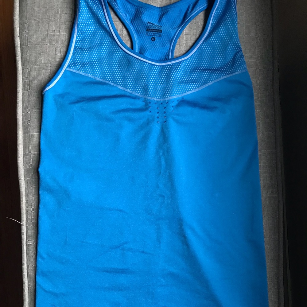 BNWOT* Nike Compression tank!